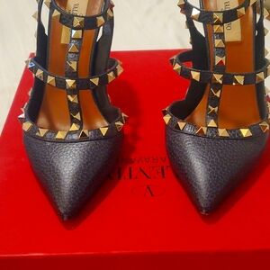 Authentic Valentino S